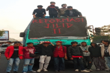 KERAMAT Sindir Buku Paradoks Indonesia, Sebut Prabowo Hanya Jual Janji