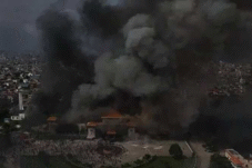 19 Tewas, 400 Luka-Luka, Aparat Nepal Tembaki Massa Penentang Korupsi