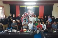 Teater Makassar Tak Bisa Lagi Seperti Ember Bocor: Refleksi Rusdin Tompo di DKM