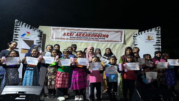 Sanggar Kampoeng Kaki Langit Dilaunching, Aksi Akkarungeng Pukau Warga