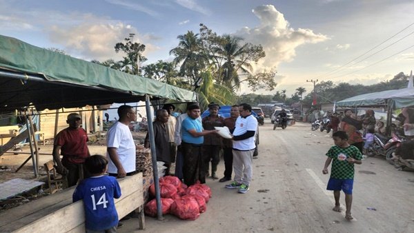 REI Pusat dan DPD REI Aceh Turun Langsung Serahkan Bantuan untuk Korban Banjir Lokop