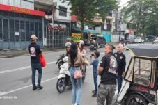 Dipimpin Erwin Tanjaya, Relawan 76 Makassar Tebar 400 Paket Berbuka