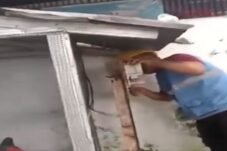 Tanpa Izin dan Pemberitahuan, Meteran Listrik PK5 di Gowa Dibongkar