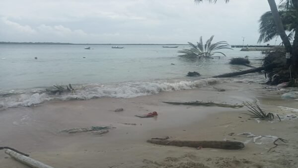 Tanggul Tak Mampu Bendung Abrasi, Desa Mattiro Baji Minta Bantuan Provinsi