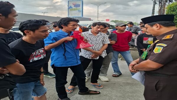 Dapur MBG Kacau, Ketegasan Pemda Dipertanyakan Keras