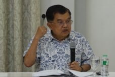 Jusuf Kalla saat konferensi pers terkait polemik ceramah di Jakarta (Ist)