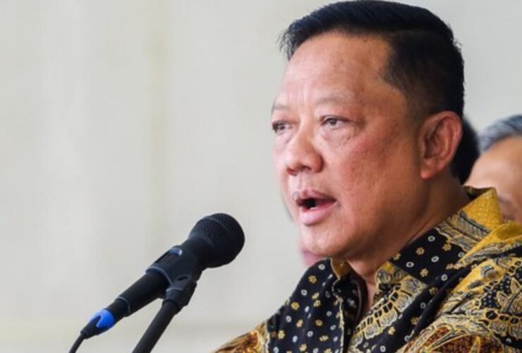 Mantan Jaksa Agung Muda Tindak Pidana Khusus (Jampidsus) Febrie Adriansyah. Namanya turut terseret dalam perkara dugaan korupsi yang dibahas Komisi III DPR RI.
